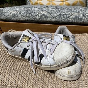 Adidas Superstar